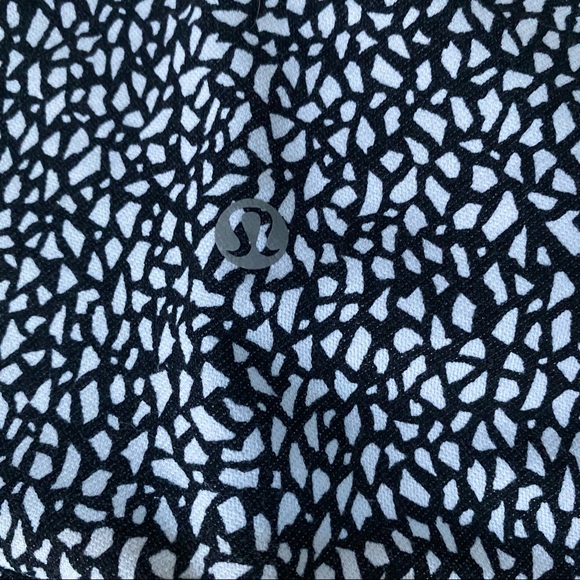 Lululemon leggings - Picture 4 of 4